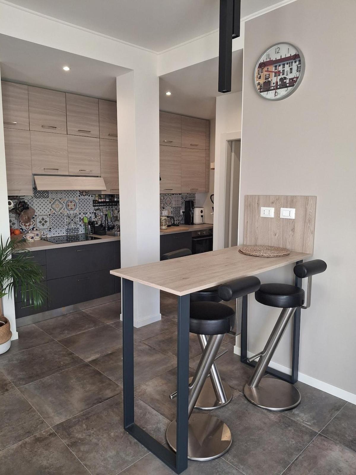 Bright Two-bedroom Near Isola * Mailand